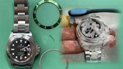 how to remove the bezel from a rolex submariner